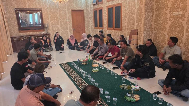 Ribuan Jamaah Ditargetkan Hadiri Istighosah #SaveBundaeIsun di Pengadilan Negeri Sumber