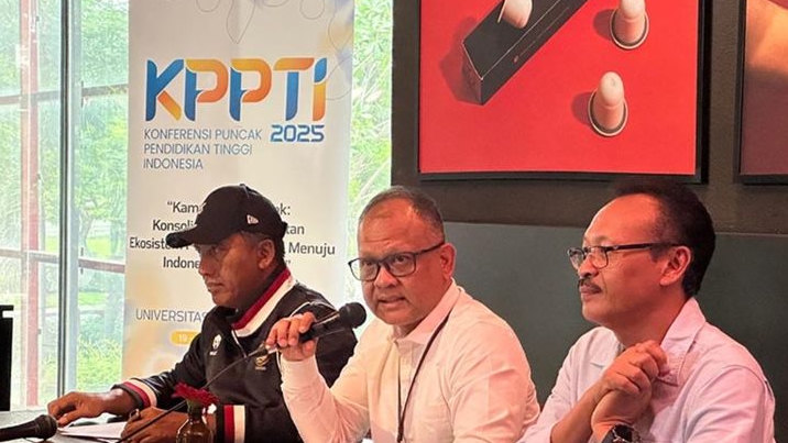 KPPTI 2025 Resmi Digelar di Unesa, 2000 Peserta Berkumpul, 55 Pembicara Disiapkan, Ribuan Delegasi Kampus Satukan Arah Indonesia Emas 2045