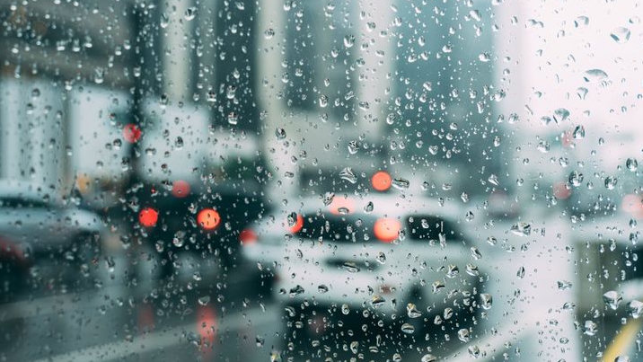 Waspada Hujan Angin dan Gelombang Tinggi di Kota-kota Ini, BMKG Ingatkan Soal Banjir Rob