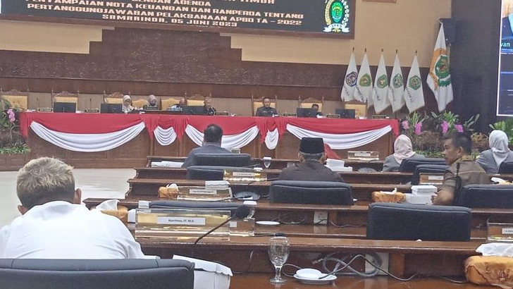 Akses Jalan Sangasanga-Dondang Terputus Akibat Longsor, Anggota DPRD Kaltim Minta Pemprov Kaltim Tegas