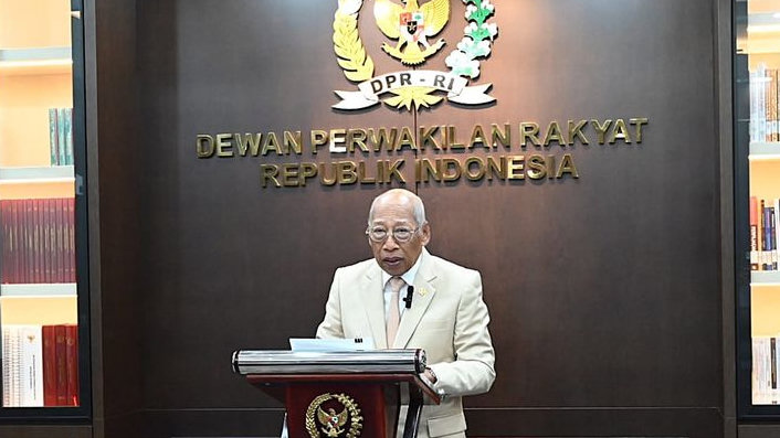 Ditanya MK, DPR Tegaskan Anggaran Makan Bergizi di APBN Pendidikan 2026 Tak Langgar Konstitusi
