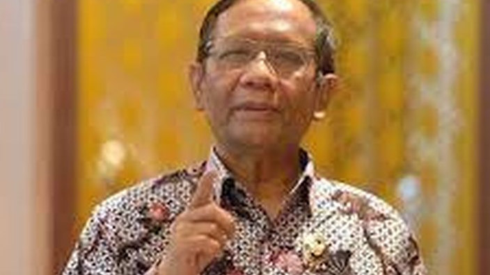 Mahfud MD Geram HMI Bakar Bendera PDIP Gara-gara Bela Rocky Gerung, Sampai Bilang Begini