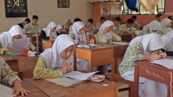Kumpulan Latihan Soal Bahasa Indonesia MTs Kelas 8, Cocok Buat Persiapan Ujian