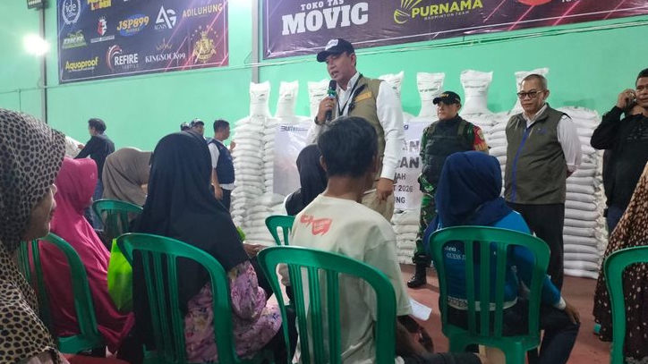 Dirut Bulog Pastikan Stok Beras Aman, 1.442 KK di Bandung Terima Bantuan Pangan