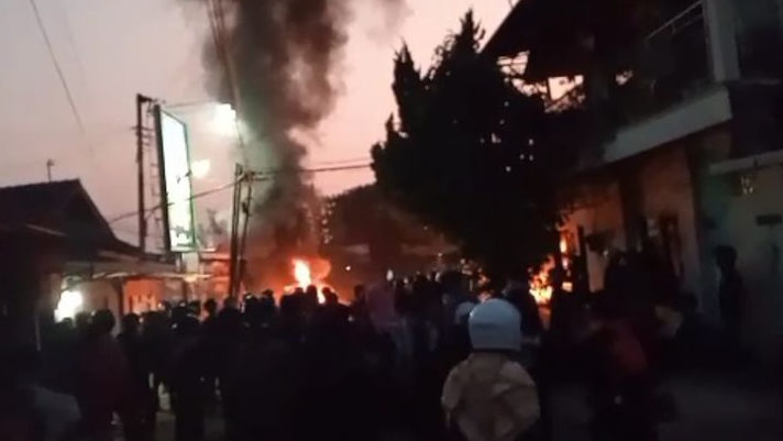 Bentrok Muntilan Berlanjut Hingga Malam Hari, Ini Penyebabnya