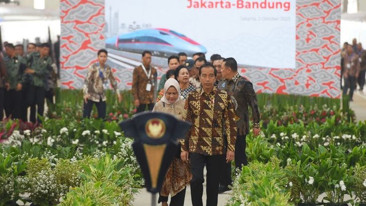 Presiden Jokowi : Kereta Cepat Tandai Modernisasi Transportasi Massal di Indonesia