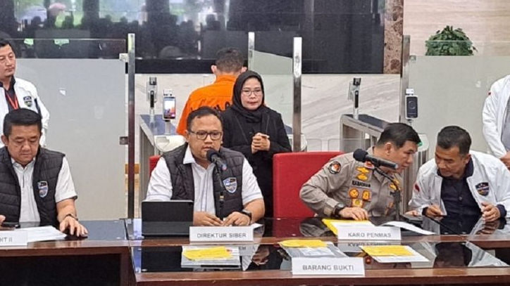 Ternyata Ada Percakapan Dihapus dalam Kasus AP Hasanuddin, Netizen yang Punya Silahkan Lapor
