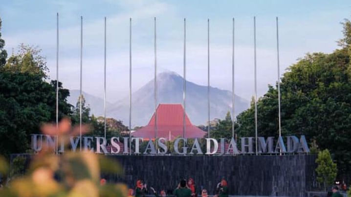 10 Kampus Paling Berprestasi Versi Puspresnas 2025, UGM dan ITS Bersaing Ketat!