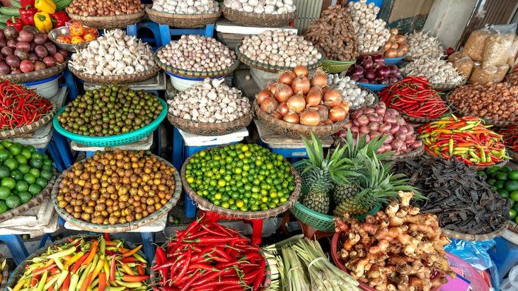 Harga Bahan Bahan Pokok Sempat Bikin Panas, Tapi Inflasi Tetap Adem Inilah Alasannya!