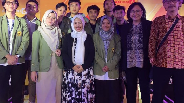Mahasiswa Fisipkom Unida Inspiratif Melalui 'Lintas Generasi Tanpa Batas' Festival 6