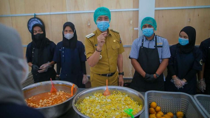 Kasus Keracunan MBG di Bogor jadi KLB, Kepala BGN sebut Tak Ada Pengiritan Dana untuk Kualitas Makanan