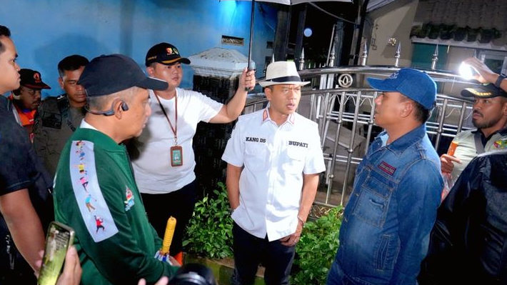 Bupati Bandung Tinjau Banjir Rancaekek, Warga Diminta Waspada Cuaca Ekstrem hingga Akhir April