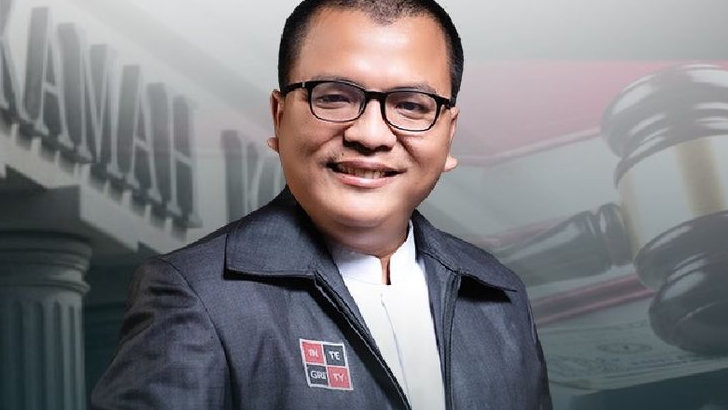 Menteri Gugat Menteri untuk Jegal Anies Baswedan, Denny Indrayana Sindir Jokowi Lucu dan Aneh bin Ajaib