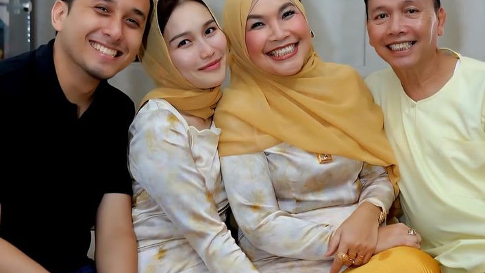 Rayakan Idul Adha Bareng Keluarga, Ayu Ting Ting dan Kevin Gusnadi Resmi Go Public