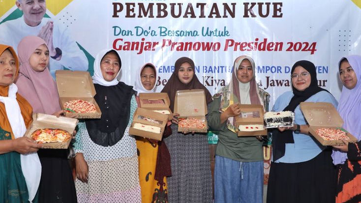 Galang Dukungan untuk Ganjar Paranowo, Kiyai Muda Jatim Gelar Pelatihan Membuat Kue di Mojokerto