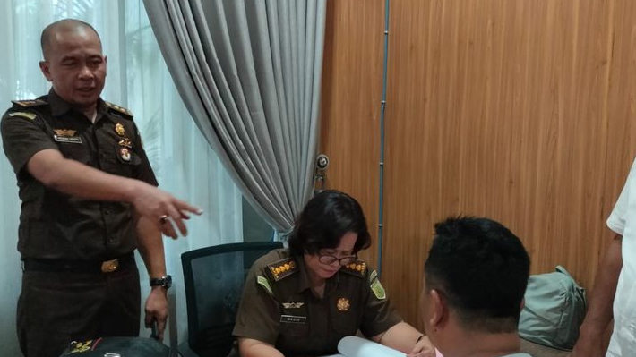 Polda Sumut Limpahkan Berkas Anggota DPRD Tanjung Balai Tersangka Kasus Narkoba Kepada Kejari
