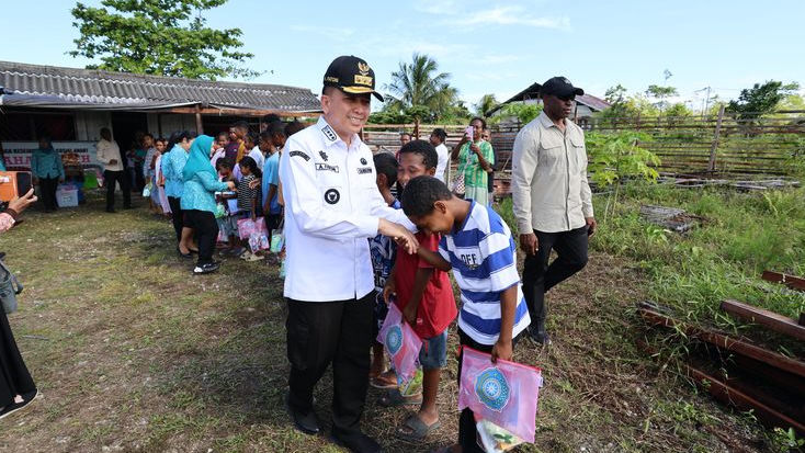 Sentuhan Kasih Pj Gubernur Papua, Bawa Harapan dan Bantuan ke Panti Asuhan Biak