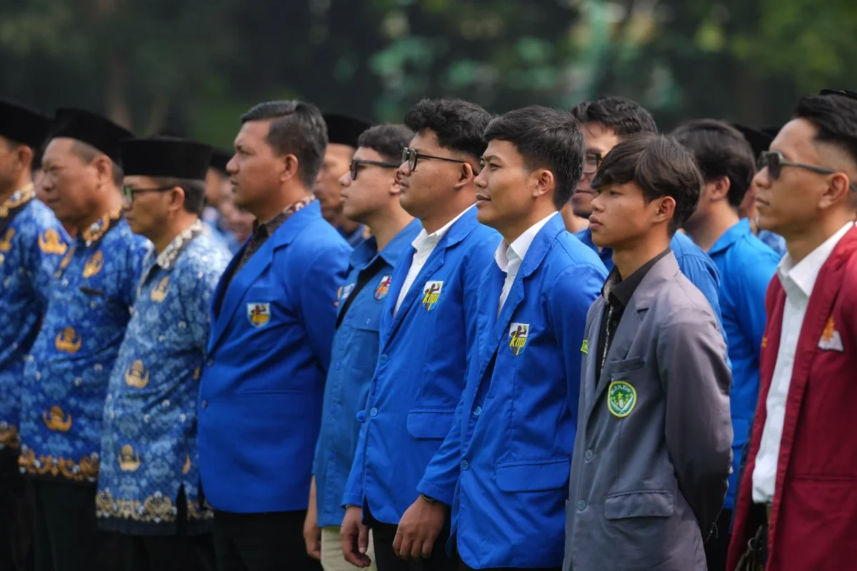 Pemkab Bandung menargetkan 10.000 peluang kerja dan usaha per tahun.