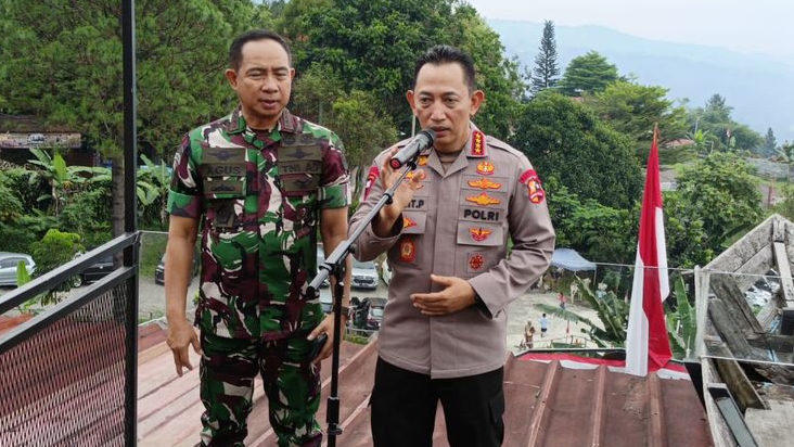 Harga Mati, Aktivis 98 Desak Presiden Copot Kapolri, PAW Anggota DPR RI Pemicu Kekisruhan