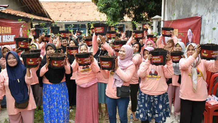 Sukarelawan Mak Ganjar Ajak Ibu-ibu di Pegadungan Budidaya Cabai