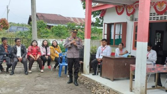 Polres Humbang Hasudutan Kerahkan 40 Personil Amankan Pemilihan Kepala Desa PAW di Sosortolong Sihite III