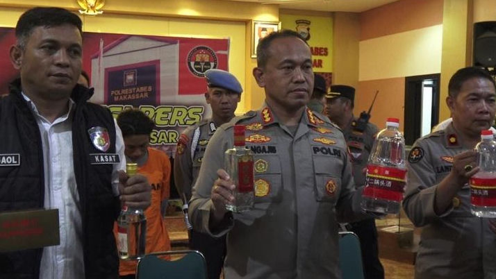 Polisi Makassar Cegat Pengiriman Miras Impor Ilegal ke Morowali, Ternyata Sudah 5 Bulan Operasi