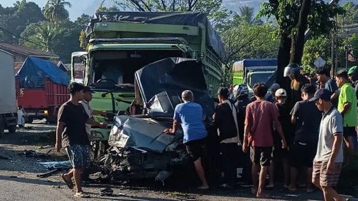 Daftar Nama 9 Korban Tewas dan Luka Berat Truk Kelapa Sawit Rem Blong Hantam 4 Mobil di Padang Besi