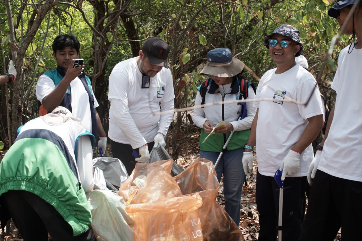 Pertamina dan BKSDA Jakarta Perkuat Konservasi Bangau Bluwok di Pulau Rambut
