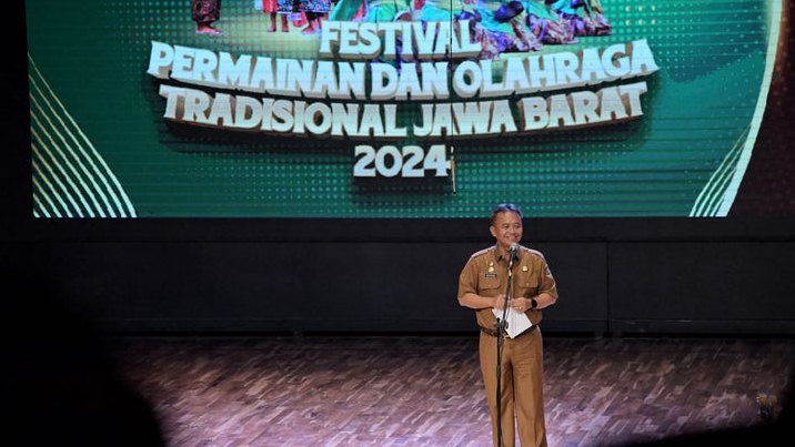 Sekda Herman Buka Festival Permainan dan Olahraga Tradisional Jabar 2024: Tingkatkan Warisan Budaya dan Pendidikan Anak