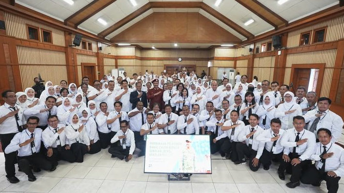 Gus Ipul Buka Pelatihan Calon Kepala Sekolah Rakyat di Bandung, Tekankan Pentingnya Integritas dan Manajerial