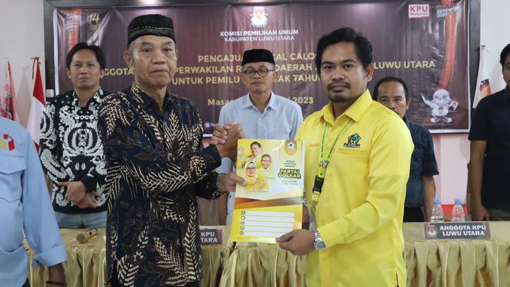 Setor Daftar Caleg ke KPU, Golkar Luwu Utara Target Menang