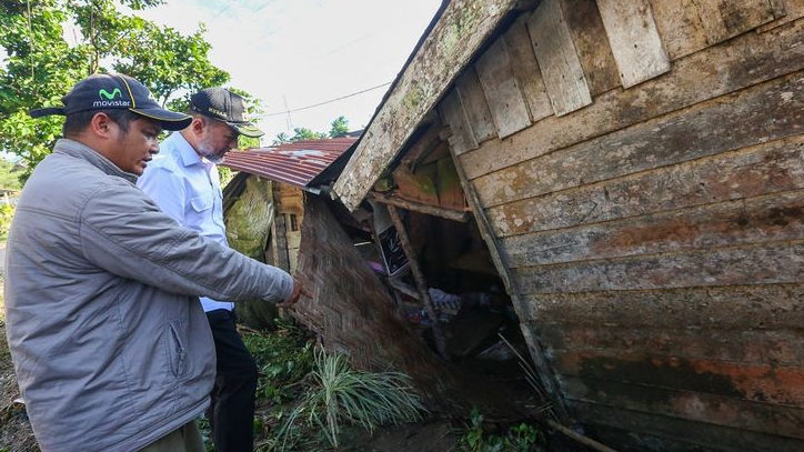 Wagub Musa Rajekshah Tinjau Lokasi Terdampak Banjir Bandang di Sembahe