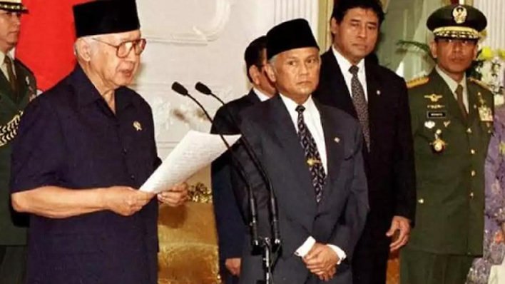 Kilas Balik 21 Mei 1998, Detik-Detik Habibie Mencopot Prabowo, Episode Penting di Awal Reformasi
