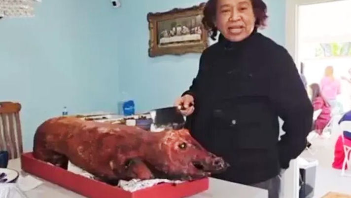 ASTAGFIRULLAH, Heboh Video Pendeta Abraham Ben Moses POTONG BABI Ucapkan BISMILLAH, Bilang 40 Tahun DIBOHONGI Orang Arab, Bilang Babi KINI HALAL