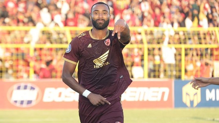 PSM Makassar Perpanjang Kontrak Yuran Fernandes Hingga 2026