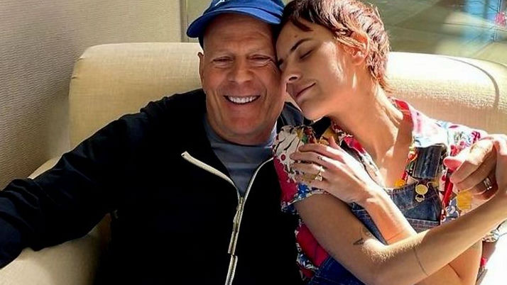 Kisah Putri Aktor Bruce Willis yang Dicampakkan Tunangannya usai Penyakit Ayahnya Diumumkan ke Publik