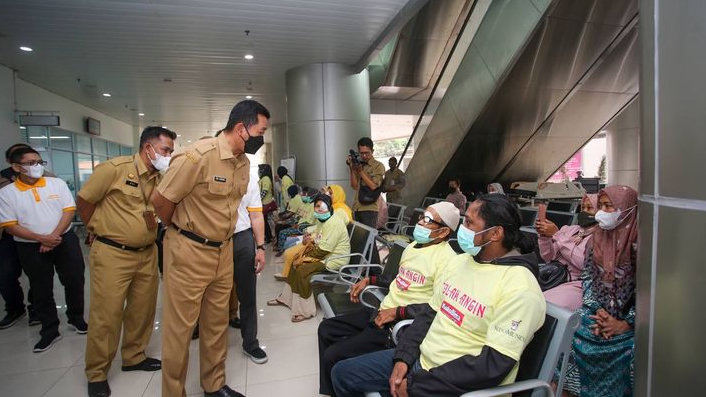 RSUD Bandung Kiwari Layani Operasi 105 Pasien Katarak Gratis