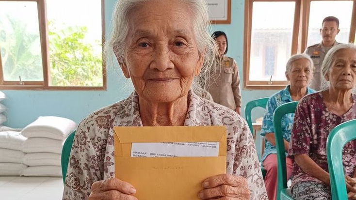 BLT Kesra Dirapel 3 Bulan Sekaligus Jadi Sekali Bayar, Manfaat dan Risiko untuk KPM di Akhir Tahun