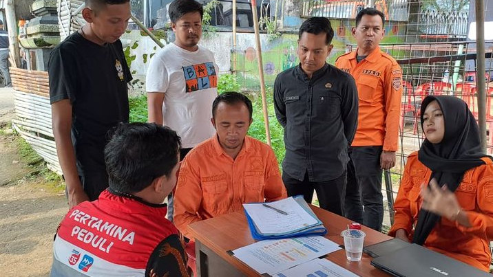 Pertamina Patra Niaga Regional JBB Hadir di Tengah Duka Korban Pergeseran Tanah Purwakarta