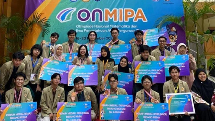 UGM Sabet Juara Umum ONMIPA 2025, Cetak Rekor Baru di Ajang Sains Nasional