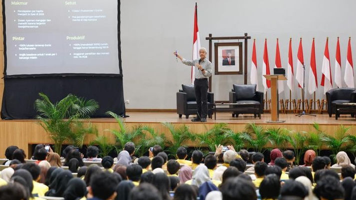 Ganjar Pranowo  Dorong Transformasi 6 Pilar untuk Manfaatkan Bonus Demografi Indonesia