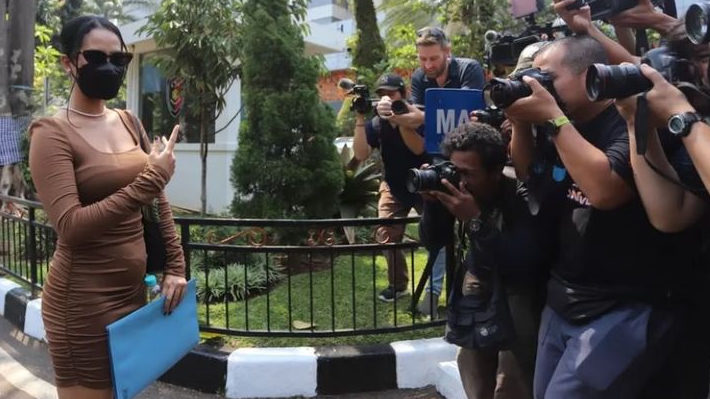 Woww...Ternyata Ini Job yang Dilakukan Siskaeee Selama di Kamboja, Berapa Bayarannya?