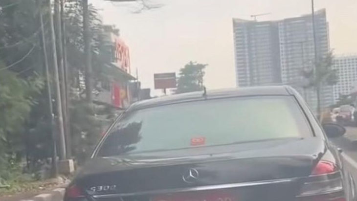 Viral Mercy Plat TNI Zigzag Ugal-ugalan di Jalan Antasari Jaksel, Mayjen Ardianzah Beri Penjelasan