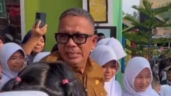 Kadisdik Bantah Kepsek SMPN 1 Prabumulih Dicopot Gegara Tegur Anak Wali Kota