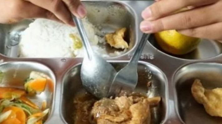 Masih Dalam Pemeriksaan BPOM, Kepala BGN: Jika Food Tray MBG Terbukti Mengandung Minyak Babi Akan Langsung Diganti
