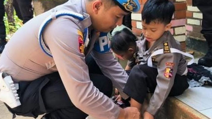 Kisah Inspiratif Bripka Heri Prasetyo, Anggota Polri yang Hibahkan Seluruh Tukin untuk Sekolah TK Gratis di Kampungnya Bikin Menyentuh Hati