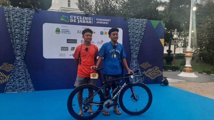 Cycling de Jabar: Uji Coba Atlet Balap Sepeda Jelang Kejurnas 2024