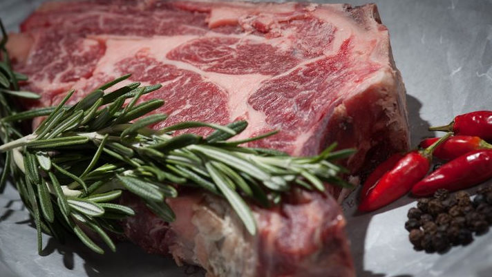 WN India Terlibat Penipuan Jual Beli Daging Kerbau Hingga Belasan Miliar