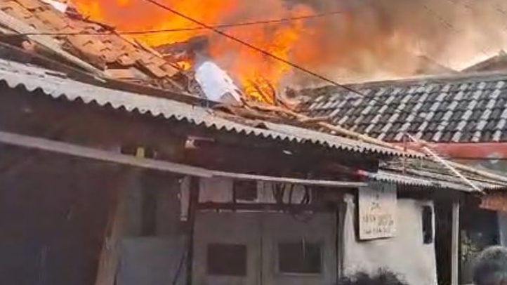 Empat Bocah Korban Kebakaran di Tebet Dibawa ke RS Polri untuk di Otopsi