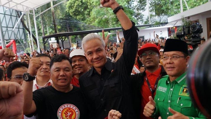 Ganjar Pranowo Nggak Ada Takutnya Sindir Anies Baswedan Khawatir Jokowi Cawe-cawe, Celekit